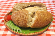 Gà không lối thoát